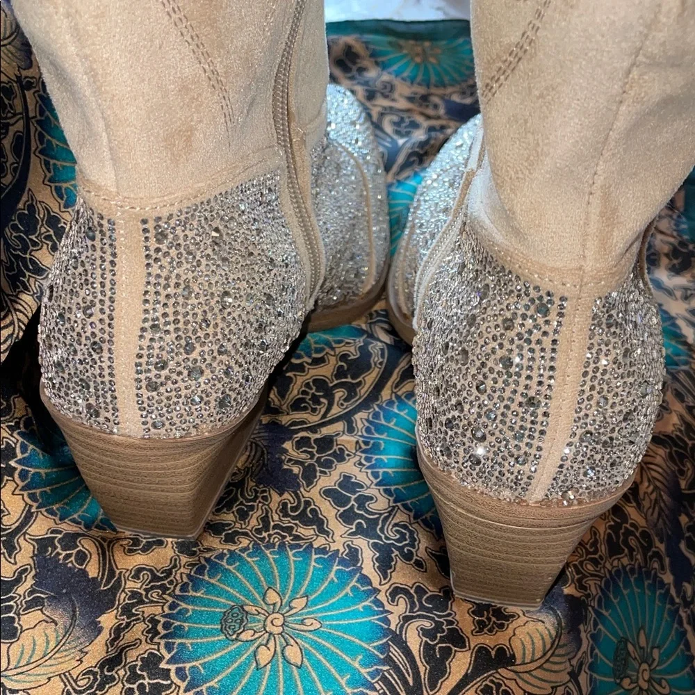 Crystal Embellished Cream Women's Western Heeled Boots - Picture 11 of 17